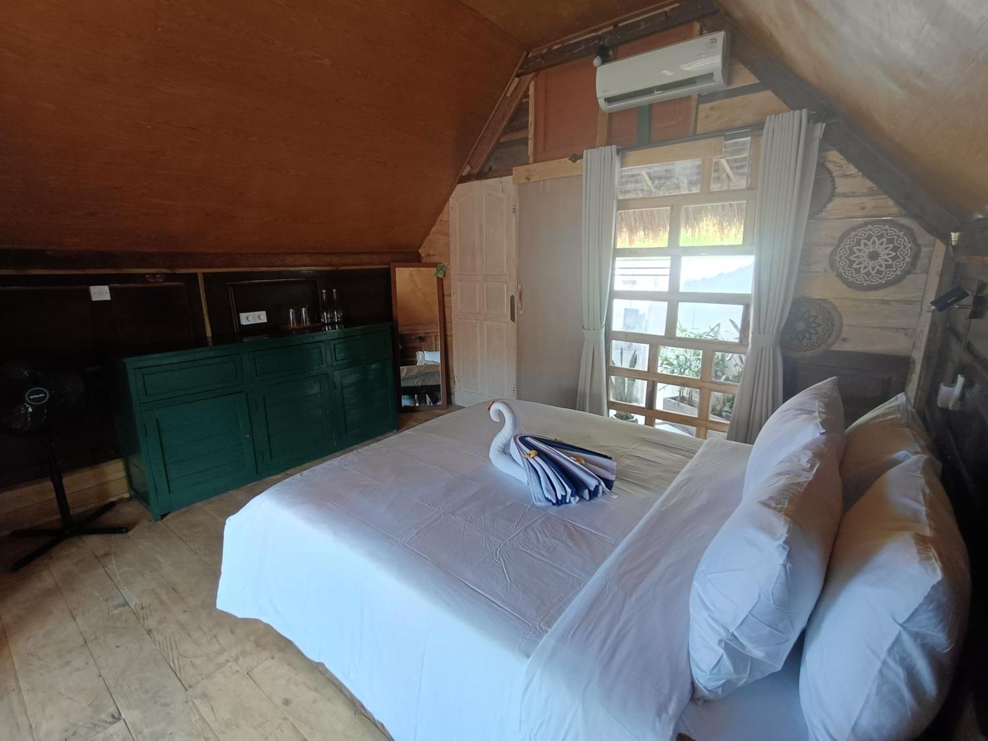 Yogi Beach Cabin Amed  Ngoại thất bức ảnh